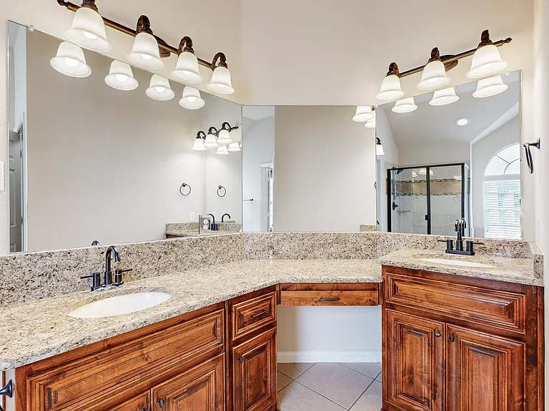 3563A Caruth Ln — Photo 38