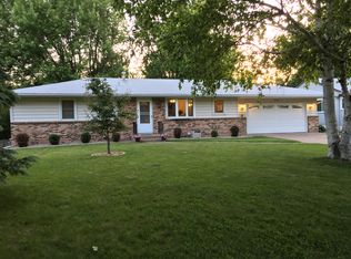 3133 Boone Ave N, New Hope, MN 55427