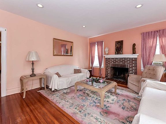 3rd image of 87-34 188th St
