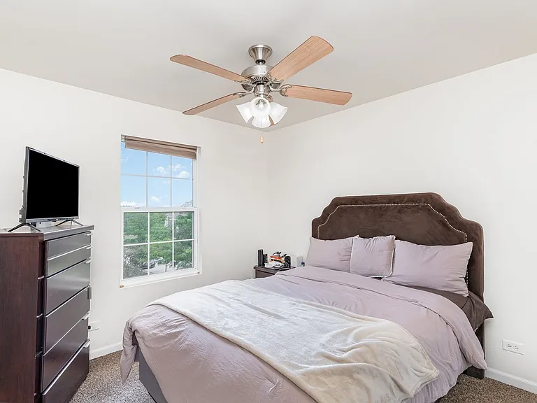 15373 Sheffield Square Pkwy — Photo 12