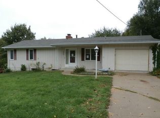 606 N Hazel St, Glenwood, IA 51534