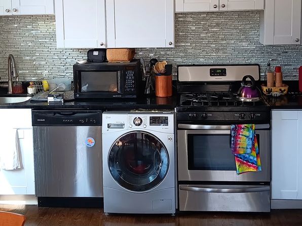 856 W George St APT 2