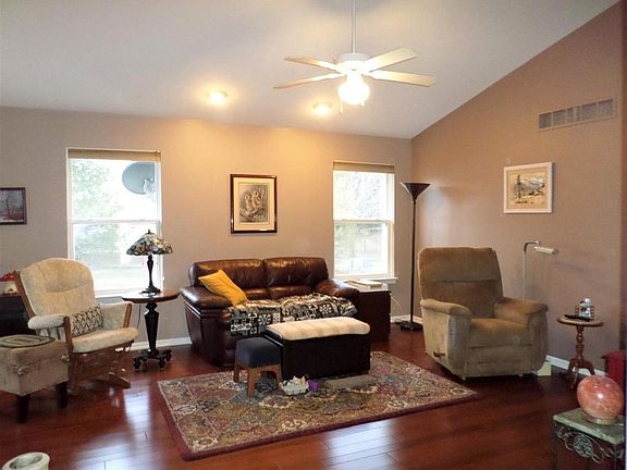 5th image of 1851 Wexford Cir