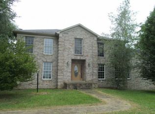 8518 Tunnel Mill Rd, Charlestown, IN 47111