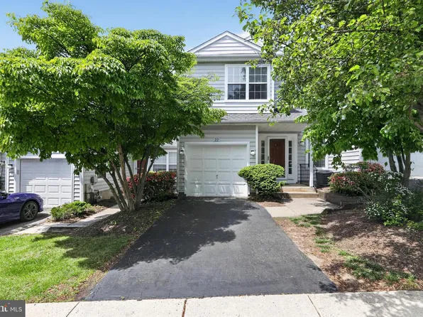 22 Victoria Cir, Collegeville, PA 19426