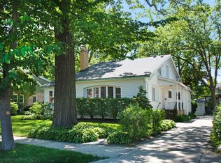 164 Woodland Ave, Winnetka, IL 60093