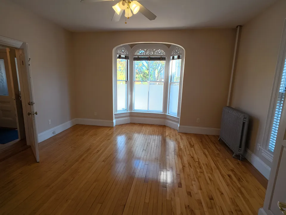 96 North St #1