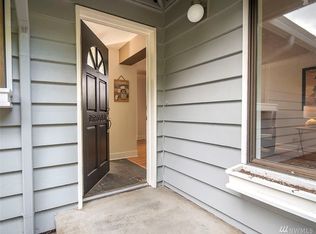 8818 200th St SW, Edmonds, WA 98026