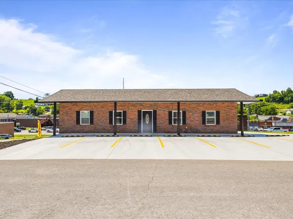 105 Church Aly #A, Jacksboro, TN 37757