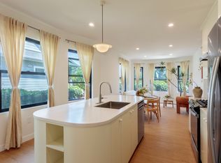 4541 Melbourne Ave #1, Los Angeles, CA 90027