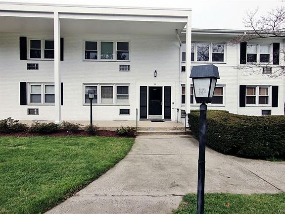 3rd image of 32 N Ridge St #D