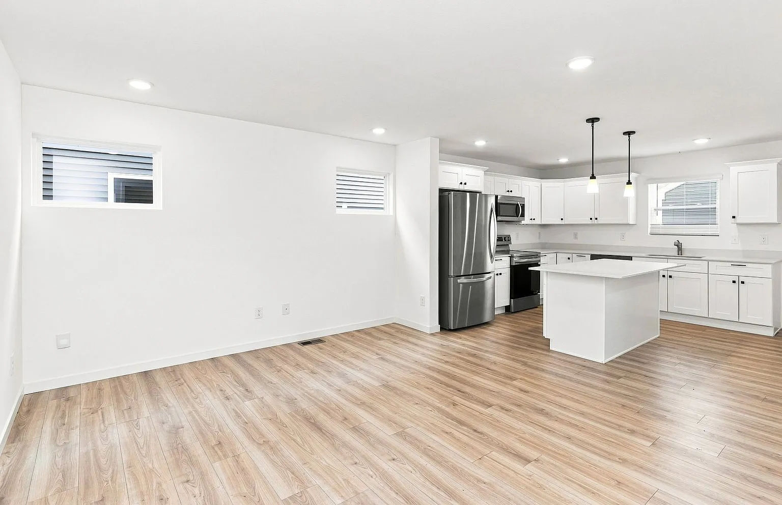 Move-In Special: Get September & October Rent Free Plus A Reduced Security Deposit! Move In By Se... — Photo 4
