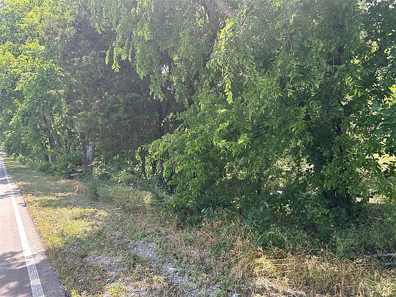 2nd image of 4401 Dexham Rd