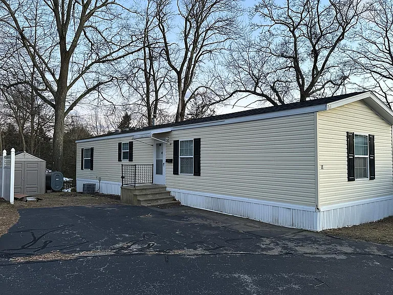 181 Boston Post Rd E #17 — Photo 11