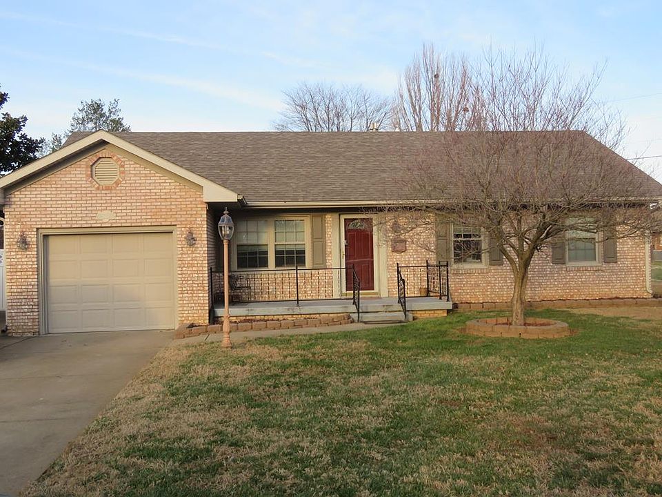 1st image of 1727 Queens Way Ct