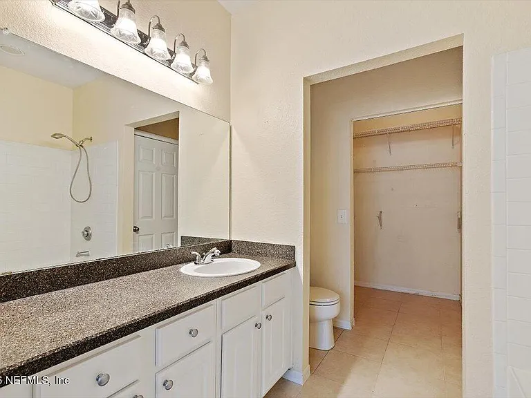 13703 Richmond Park Dr N #2103 — Photo 10