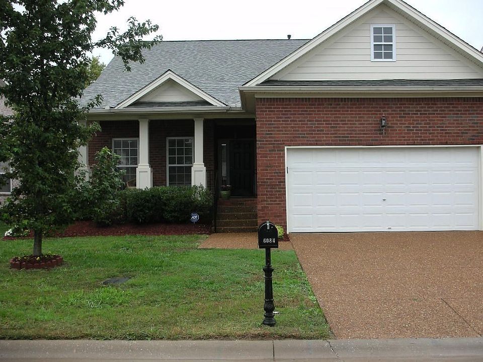 4 Sided Brick Traditional