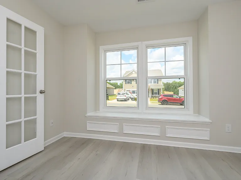 105 Bruinen Dr — Photo 7