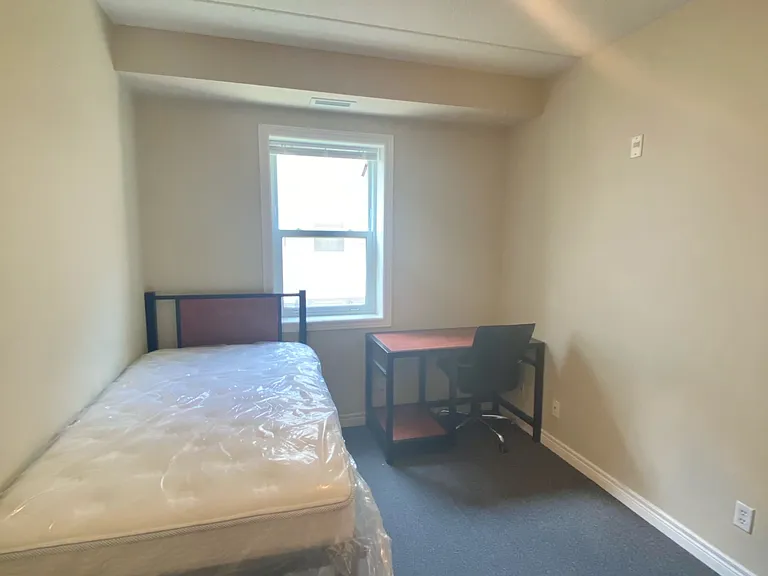 253 Lester St #5 — Photo 12