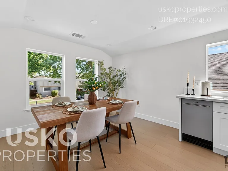 2710 T St #2 — Photo 10