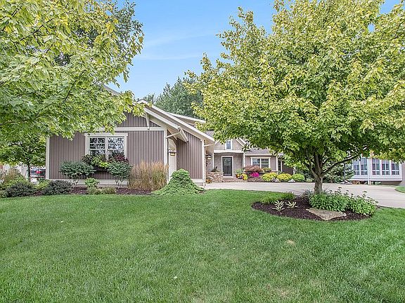 2nd image of 4073 Eagle Rock Ct SW