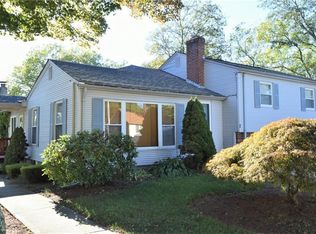 2 Grove Ave, North Providence, RI 02911