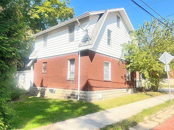 2nd image of 362 Randolph St