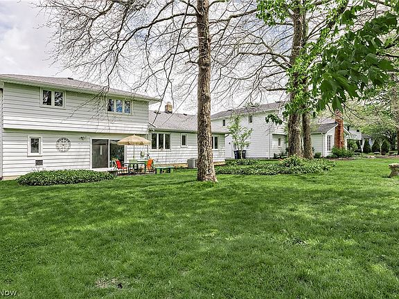 2nd image of 5530 Harleston Dr
