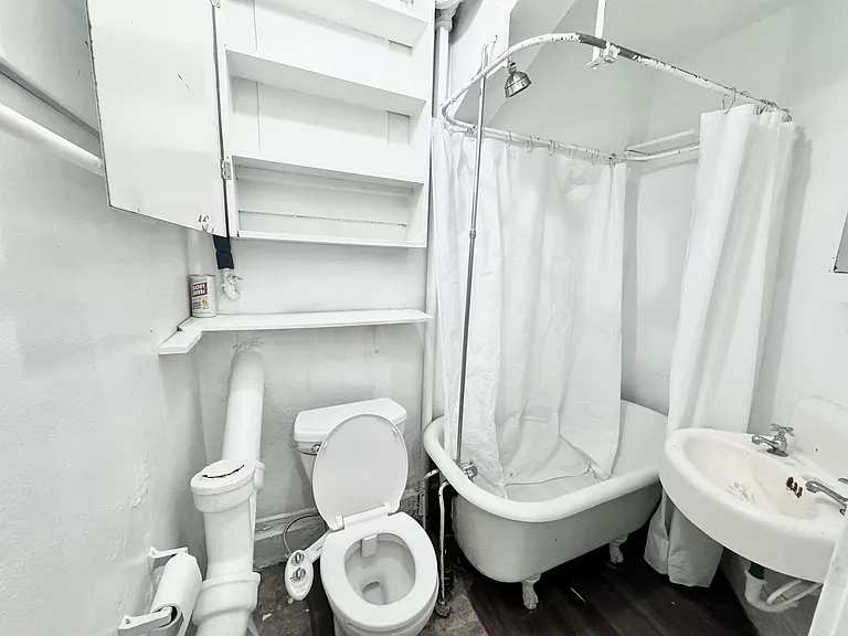 745 N University Ave #C — Photo 10