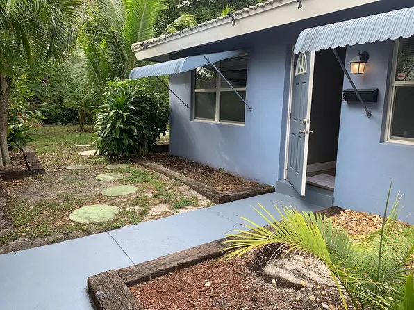660 NE 37th St, Oakland Park, FL 33334