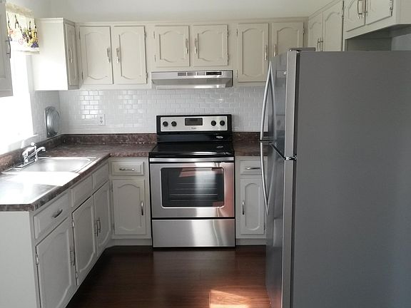 2nd image of 19 Hancock Drive #B