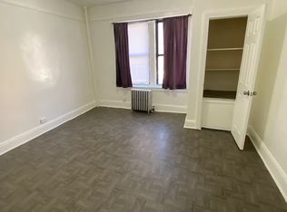 31-27 30th St #1B, Astoria, NY 11106