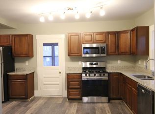 1014 Tamarack Ave NW, Grand Rapids, MI 49504