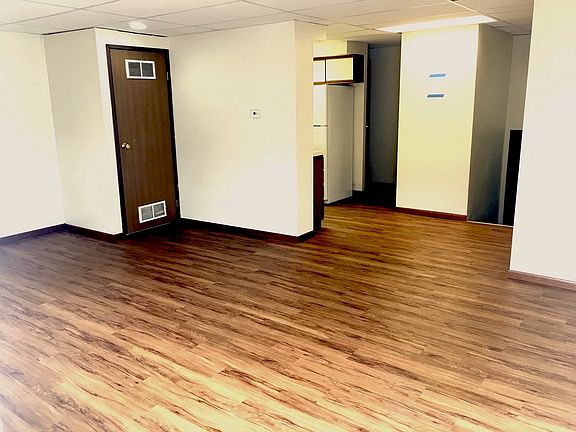 818gDining:LaundryCloset_10082019