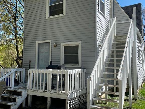 2nd image of 1206 Glenn St #2