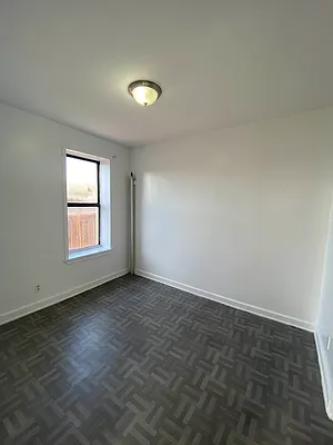 Rented by Houses of New York Realty LLC | media 22