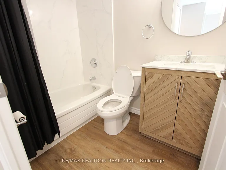 18 Pemberton Ave #Penthouse 01 — Photo 11