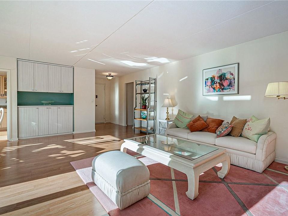 1st image of 500 High Point Drive #504