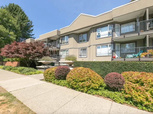 555 W 14th Ave #109, Vancouver, BC V5Z 4G8