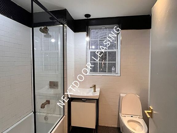 4th image of 41 Van Wagenen Ave #B9