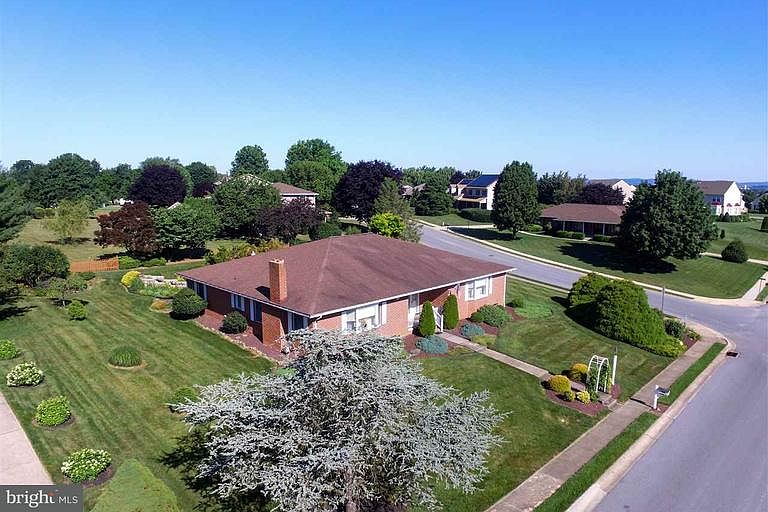 18 Friar Rd, York, PA 17408 | Zillow
