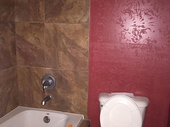 2nd image of 8335 Willow Bend Dr APT A