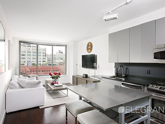4th image of 34 Desbrosses St APT 1106