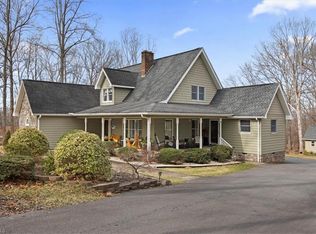 286 Farmbrook Rd, Mount Airy, NC 27030