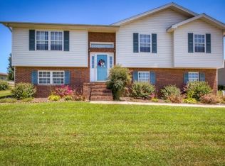 203 Falcon View Dr, Church Hill, TN 37642