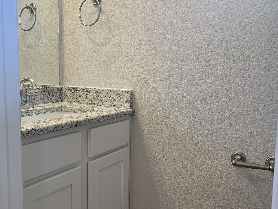 1/2 Bath Downstairs