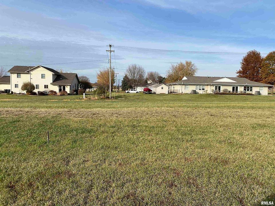 2nd image of 622 Marvin Ln