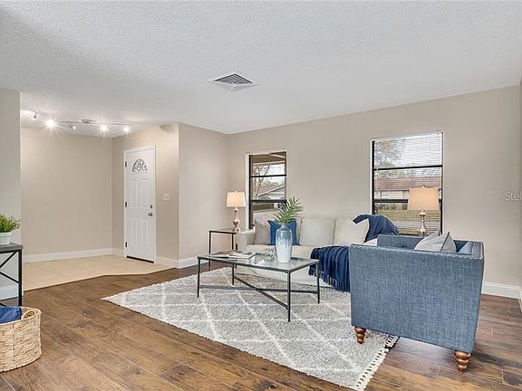 5th image of 2111 Elmwood Ct