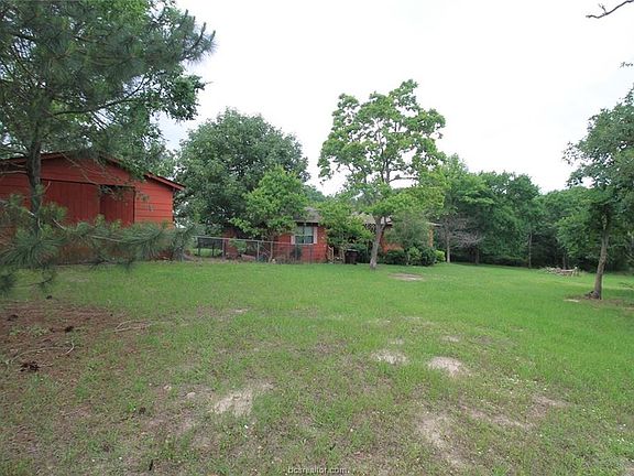 2nd image of 7529 Private Road 2006