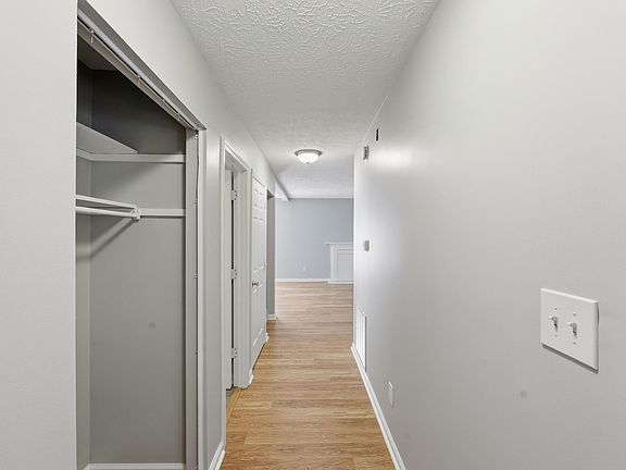 5th image of 3124 High Ridge Dr